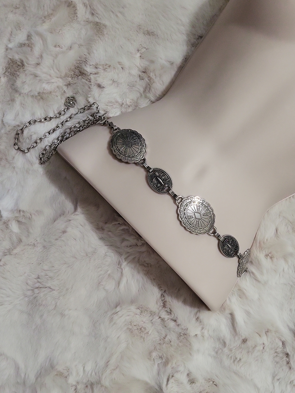 Silver Concho Chain Link Belt